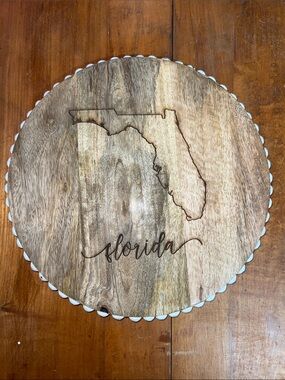 Mary Square Florida Wood Round beaded serving board - Natural Wood Tones